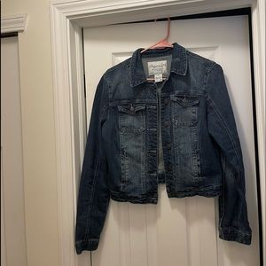 Junior’s Blue Denim Jean Jacket